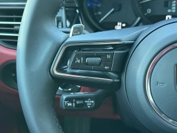Porsche Macan T AWD 2026