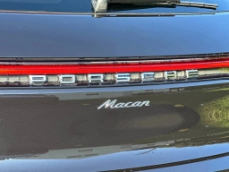 Porsche Macan T AWD 2026