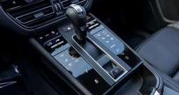Porsche Macan T AWD 2026