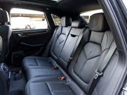 Porsche Macan T AWD 2026