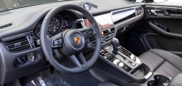 Porsche Macan T AWD 2026