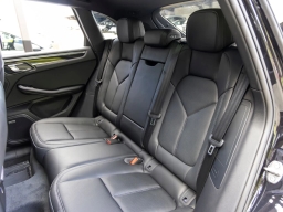 Porsche Macan T AWD 2026