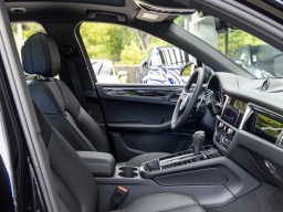 Porsche Macan T AWD 2026