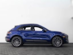 Porsche Macan Base AWD 2026