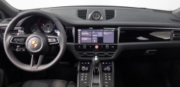 Porsche Macan Base AWD 2026