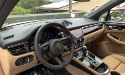 Porsche Macan T AWD 2026