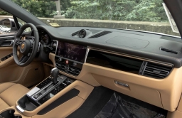 Porsche Macan T AWD 2026