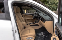 Porsche Macan T AWD 2026