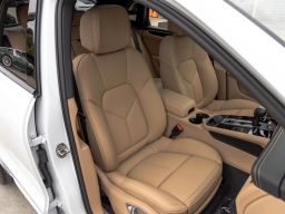 Porsche Macan T AWD 2026