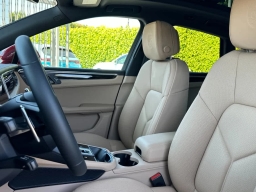 Porsche Macan T AWD 2026