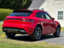 Porsche Macan T AWD 2026