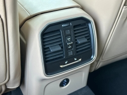 Porsche Macan T AWD 2026