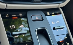 Porsche Macan T AWD 2026