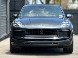 Porsche Macan T AWD 2026