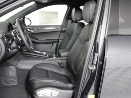 Porsche Macan T AWD 2026