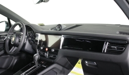 Porsche Macan T AWD 2026