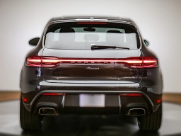 Porsche Macan Base AWD 2026
