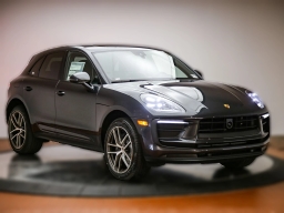 Porsche Macan Base AWD 2026