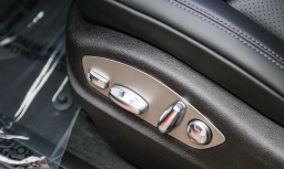 Porsche Macan Base AWD 2026