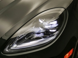 Porsche Macan Base AWD 2026
