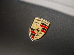 Porsche Macan Base AWD 2026