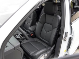 Porsche Macan T AWD 2026