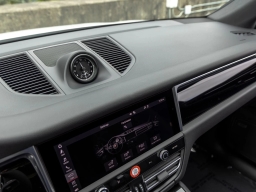 Porsche Macan T AWD 2026