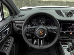 Porsche Macan T AWD 2026