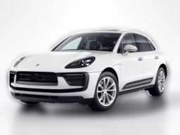Porsche Macan Base AWD 2026
