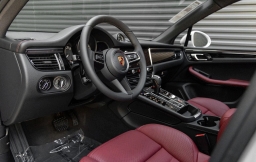 Porsche Macan T AWD 2026
