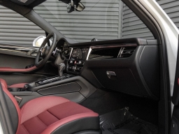 Porsche Macan T AWD 2026