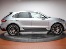 Porsche Macan T AWD 2026