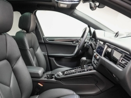 Porsche Macan T AWD 2026