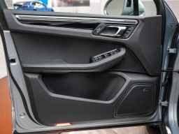 Porsche Macan T AWD 2026