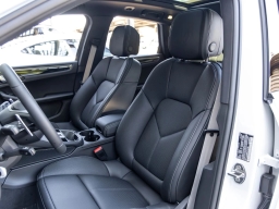 Porsche Macan T AWD 2026