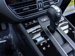 Porsche Macan T AWD 2026