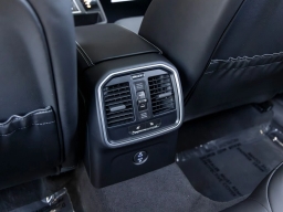Porsche Macan T AWD 2026