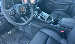 Porsche Macan T AWD 2026