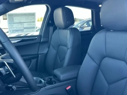 Porsche Macan T AWD 2026