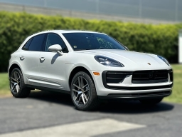 Porsche Macan T AWD 2026