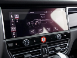 Porsche Macan T AWD 2026