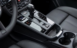 Porsche Macan T AWD 2026