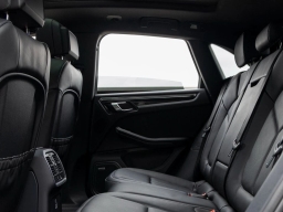 Porsche Macan T AWD 2026