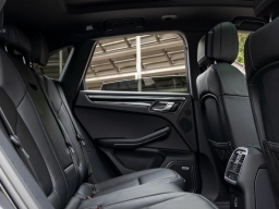 Porsche Macan T AWD 2026