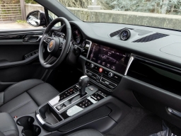Porsche Macan T AWD 2026