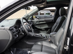 Porsche Macan T AWD 2026