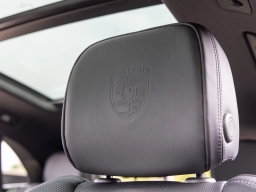 Porsche Macan T AWD 2026