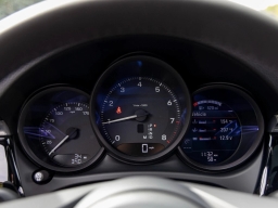 Porsche Macan T AWD 2026