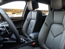 Porsche Macan T AWD 2026