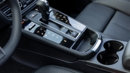 Porsche Macan T AWD 2026